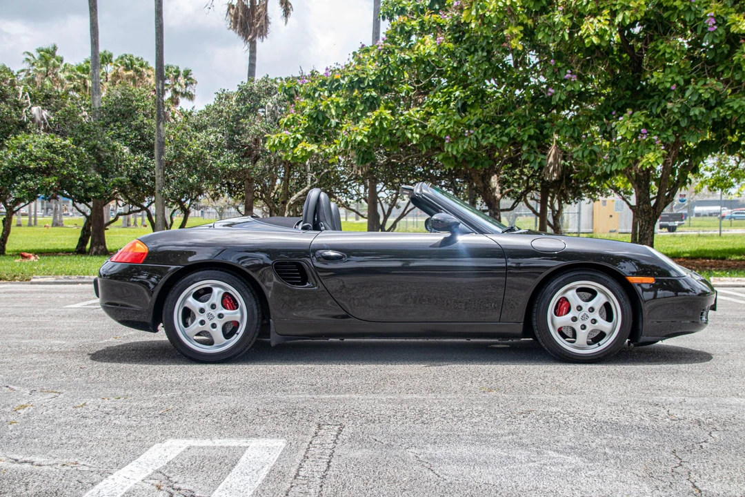 2001 Porsche 986 Boxster S - Image 6 of 31