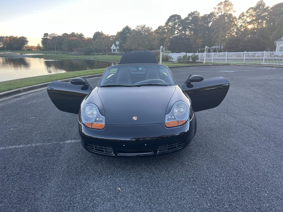 2001 Porsche 986 Boxster S - Image 8 of 31