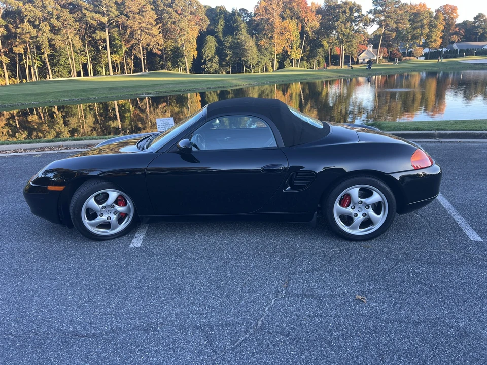 2001 Porsche 986 Boxster S - Image 12 of 31