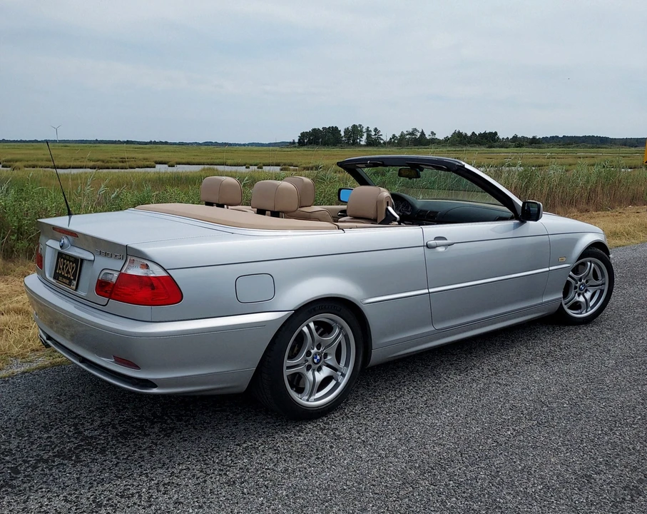 2002 BMW E46 330i & 330Ci - Image 6 of 31