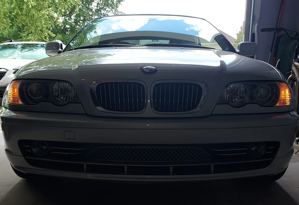 2002 BMW E46 330i & 330Ci - Image 23 of 31