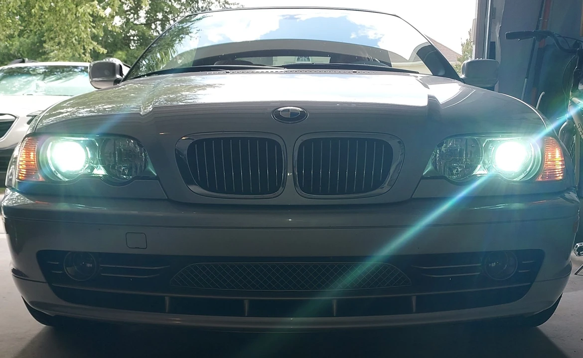 2002 BMW E46 330i & 330Ci - Image 24 of 31