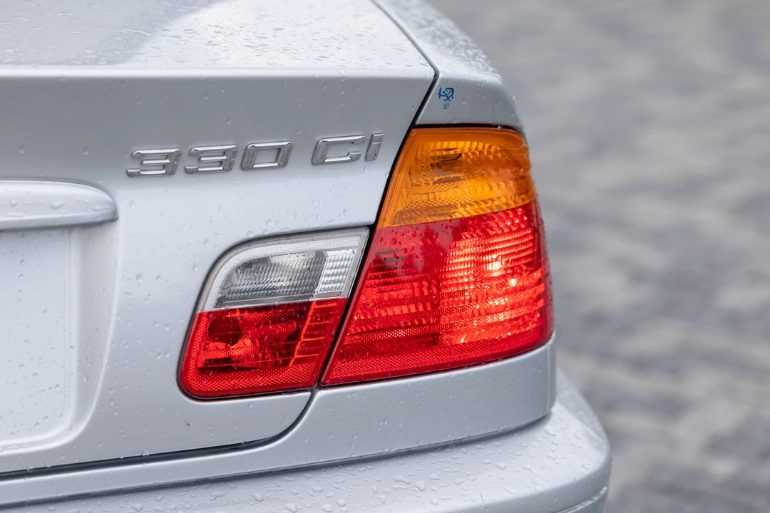 2002 BMW E46 330i & 330Ci - Image 23 of 31