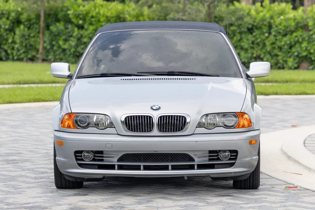 2002 BMW E46 330i & 330Ci - Image 10 of 31