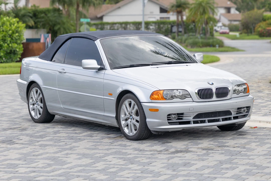 2002 BMW E46 330i & 330Ci - Image 16 of 31