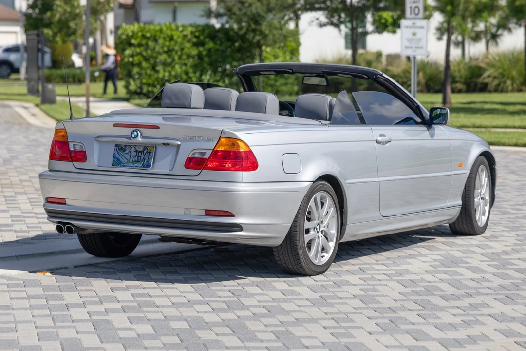 2002 BMW E46 330i & 330Ci - Image 6 of 31