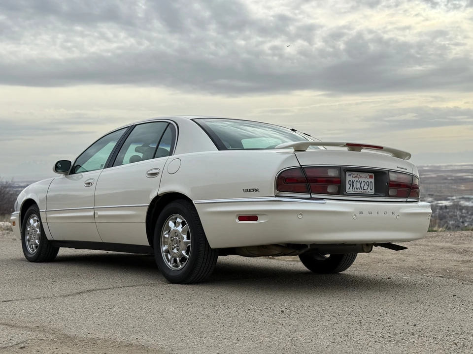 2002 Buick Park Avenue - Image 29 of 31