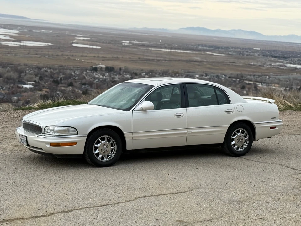 2002 Buick Park Avenue - Image 25 of 31