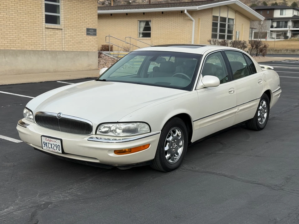 2002 Buick Park Avenue - Image 2 of 31