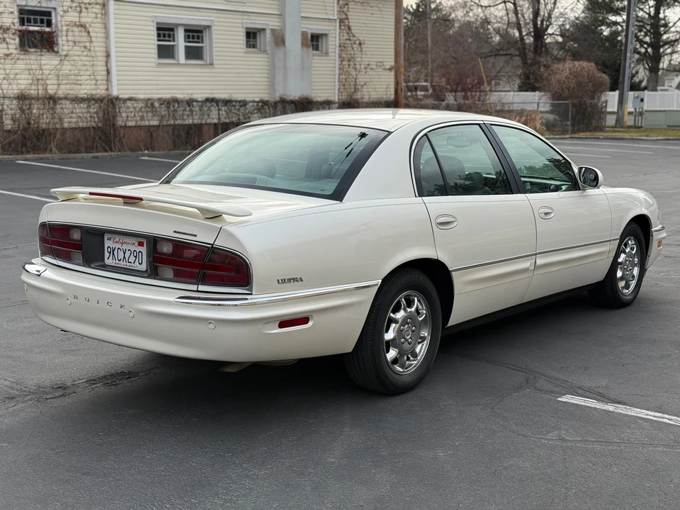 2002 Buick Park Avenue - Image 16 of 31