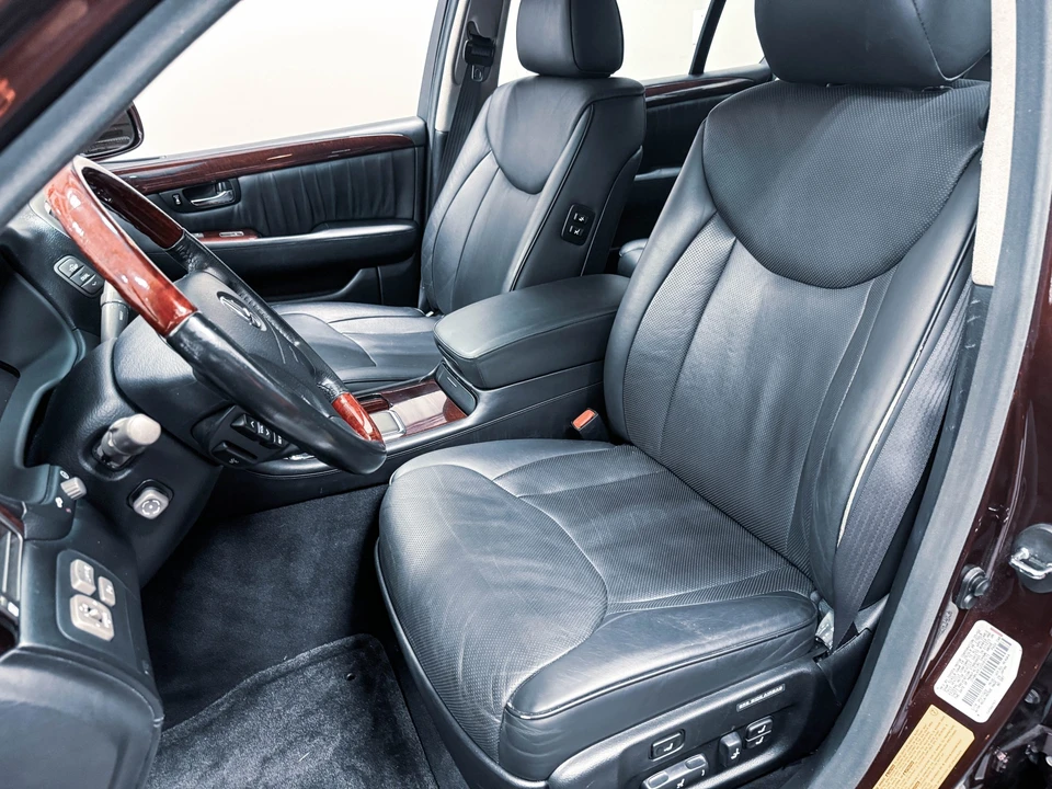 2002 Lexus LS 3rd Gen - Image 29 of 31