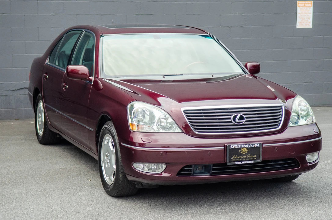 2002 Lexus LS 3rd Gen - Image 18 of 31