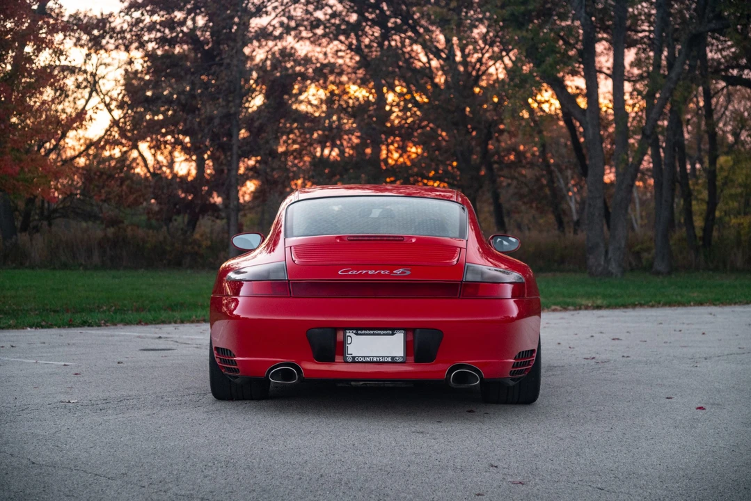 2002 Porsche 996 Carrera 4S - Image 9 of 31