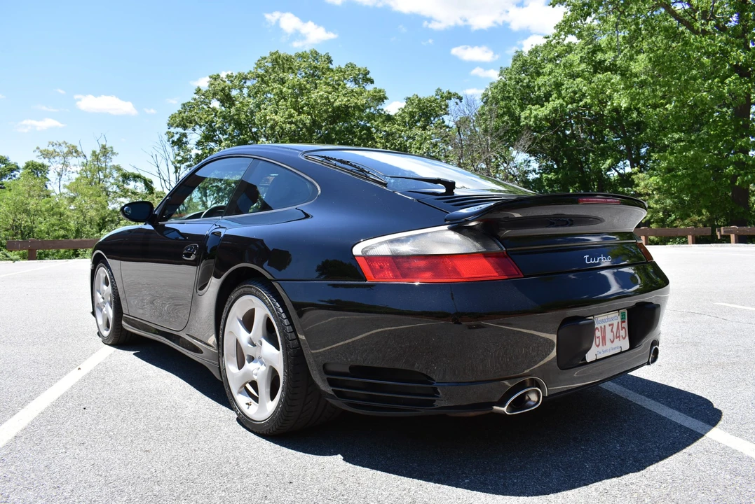 2002 Porsche 996 Turbo - Image 27 of 31