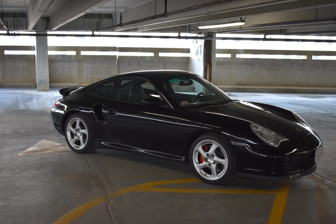 2002 Porsche 996 Turbo - Image 6 of 31