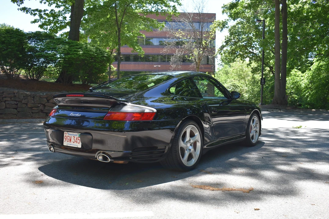 2002 Porsche 996 Turbo - Image 25 of 31
