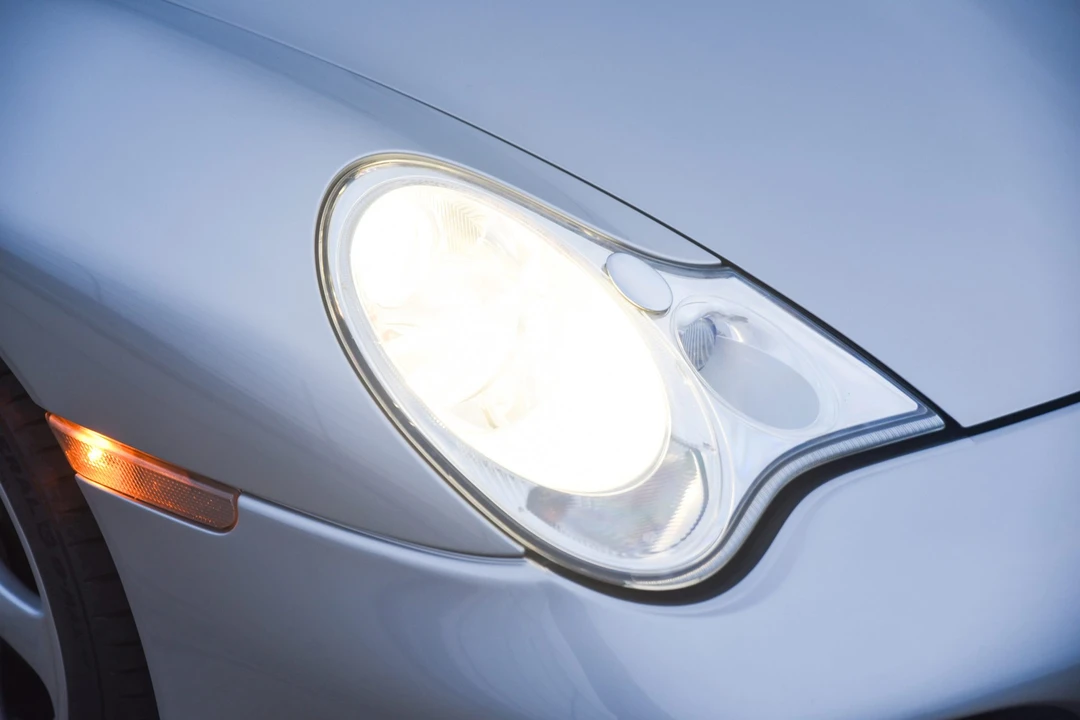 2002 Porsche 996 Turbo - Image 27 of 31