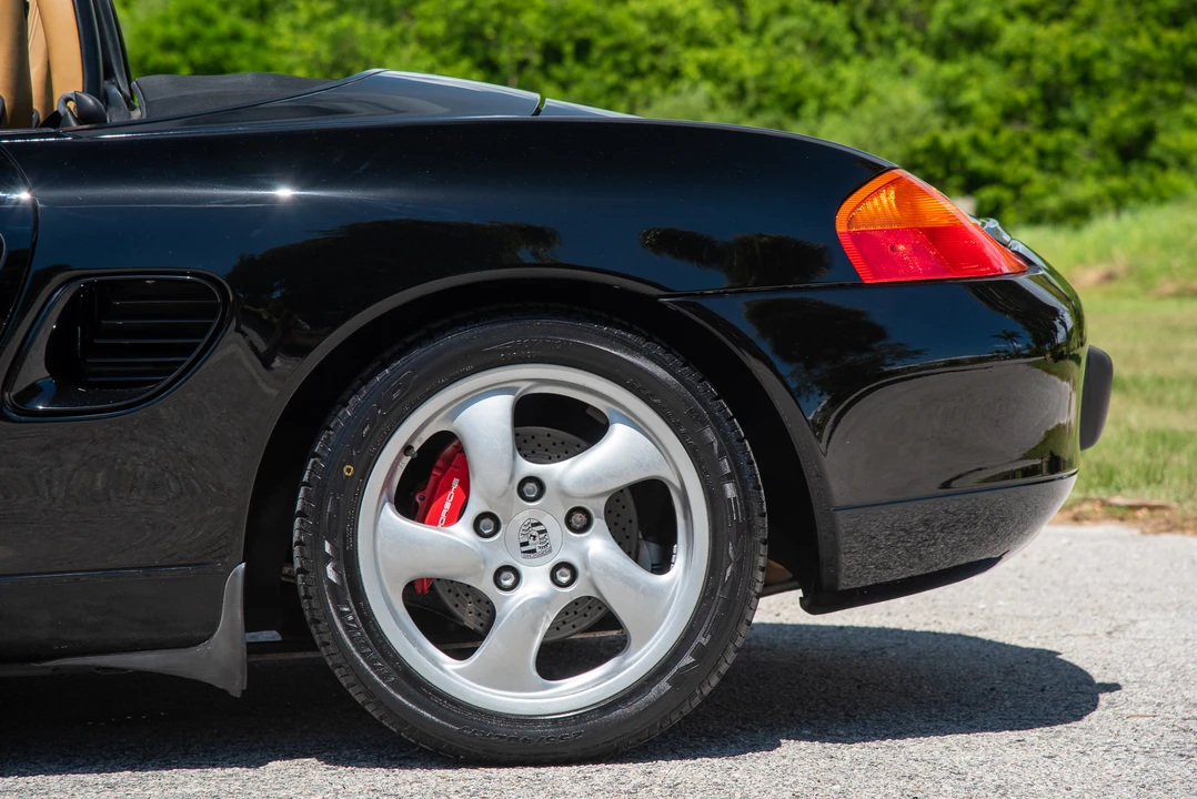 2002 Porsche 986 Boxster S - Image 25 of 31