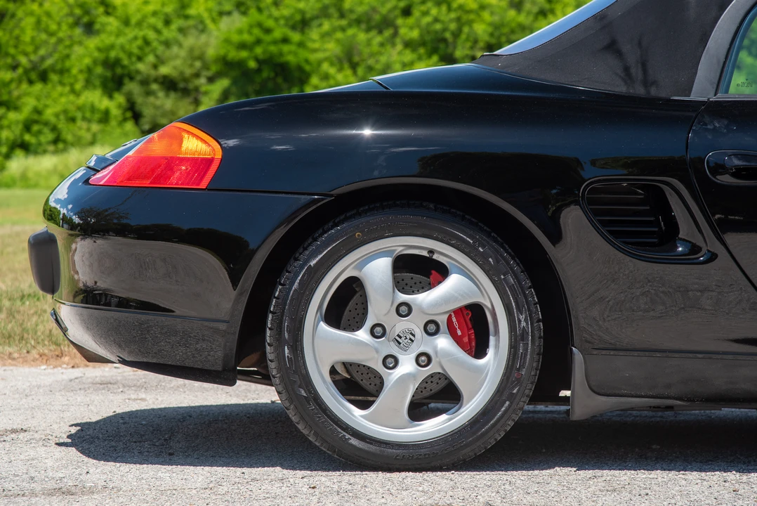 2002 Porsche 986 Boxster S - Image 22 of 31