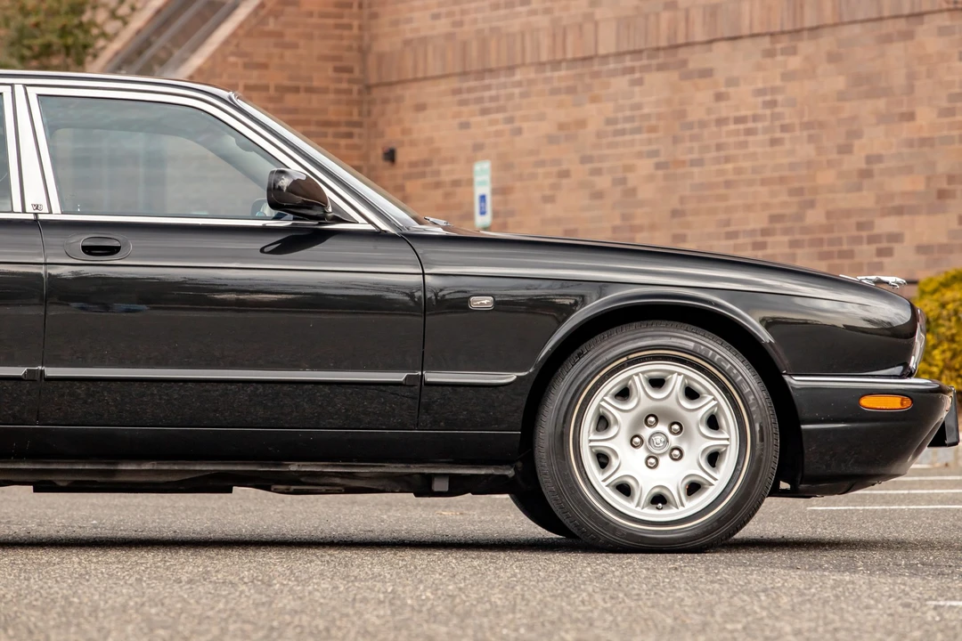 2003 Jaguar X308 XJ - Image 29 of 31