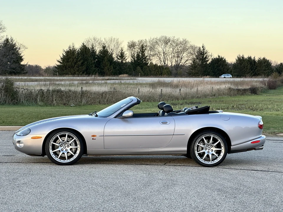 2003 Jaguar X100 XKR - Image 9 of 31