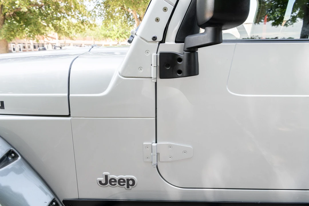 2003 Jeep TJ Wrangler - Image 18 of 31