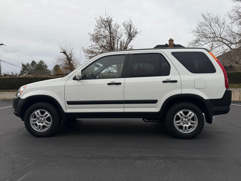 2004 Honda CR-V 2nd Gen - Image 29 of 31