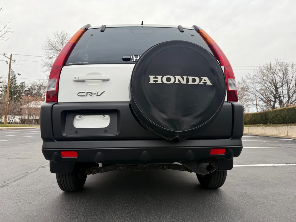 2004 Honda CR-V 2nd Gen - Image 27 of 31
