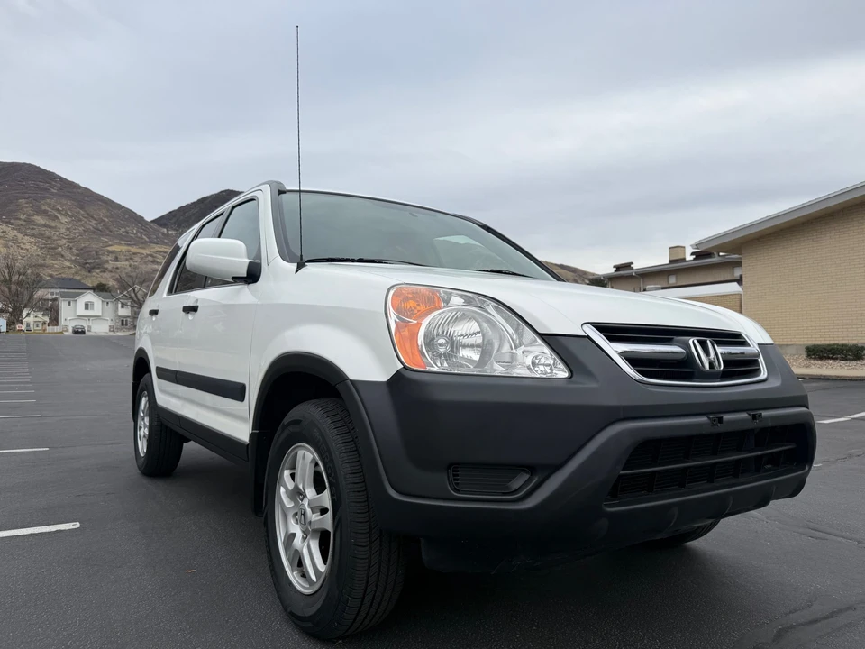 2004 Honda CR-V 2nd Gen - Image 21 of 31