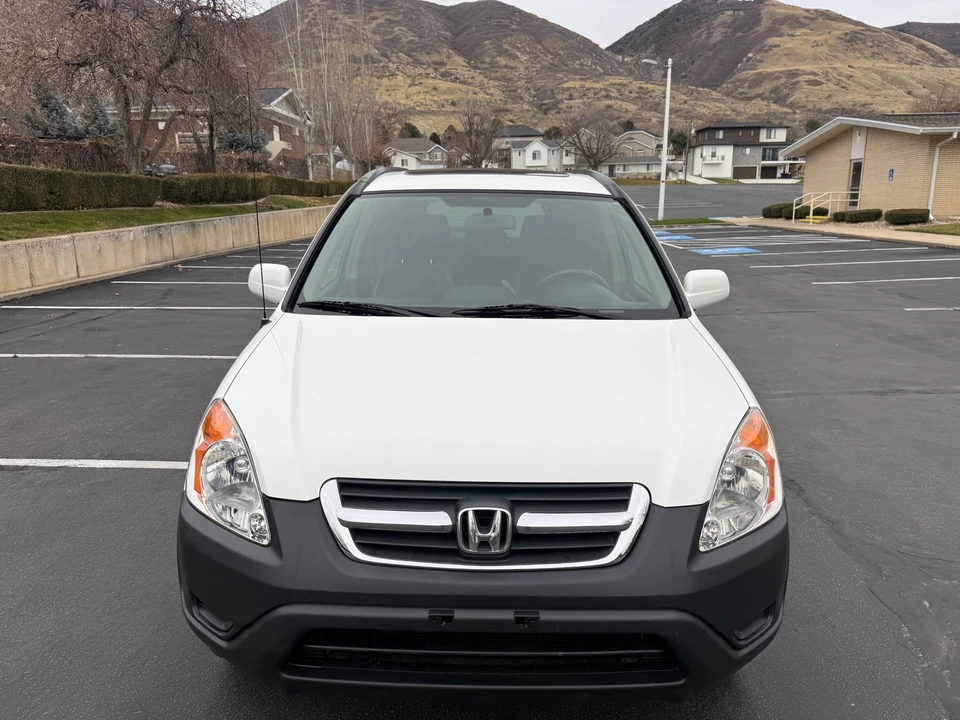 2004 Honda CR-V 2nd Gen - Image 18 of 31