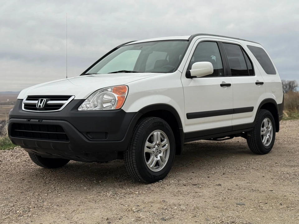2004 Honda CR-V 2nd Gen - Image 4 of 31