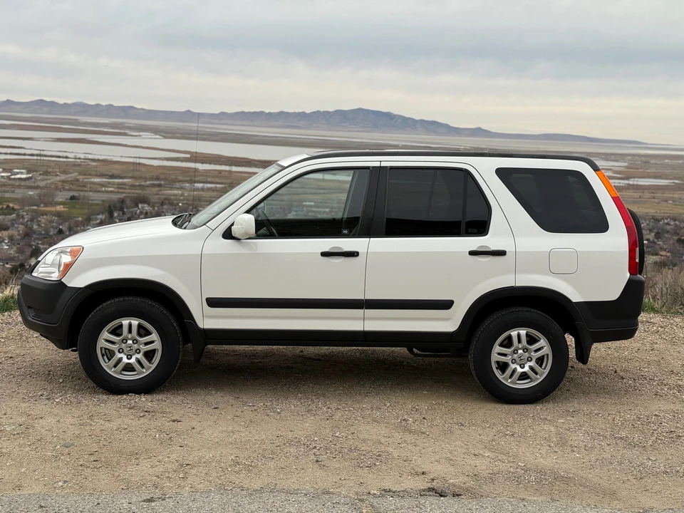 2004 Honda CR-V 2nd Gen - Image 17 of 31