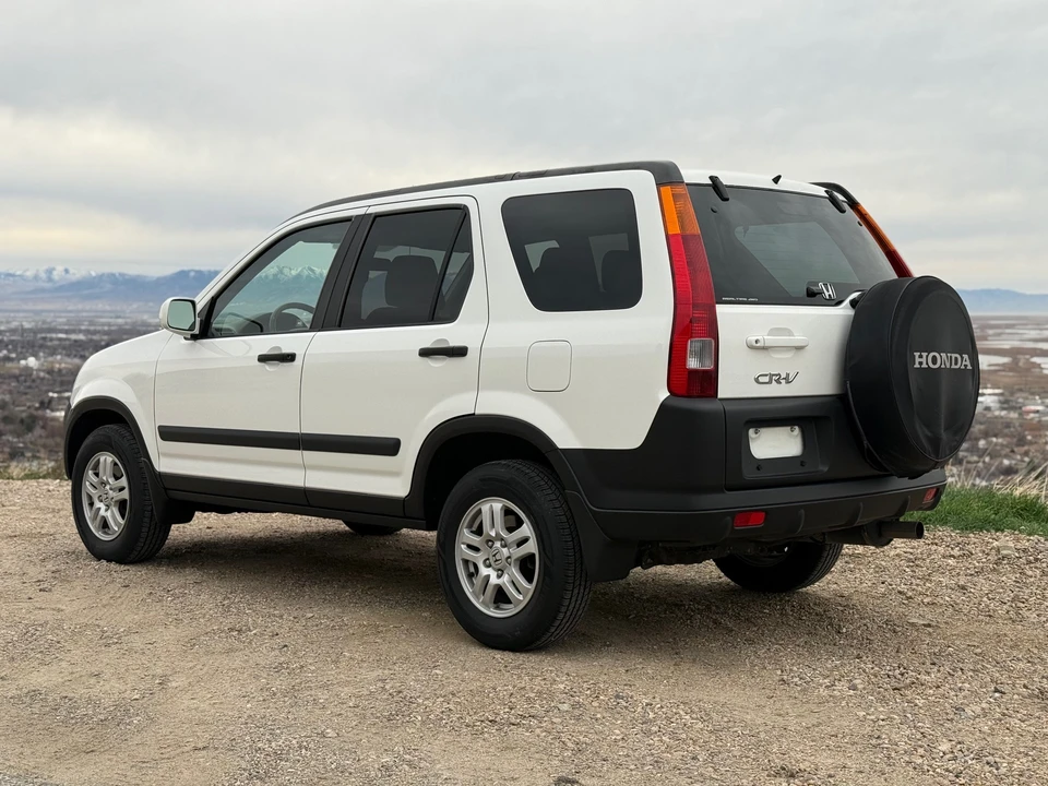2004 Honda CR-V 2nd Gen - Image 14 of 31