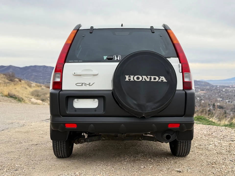 2004 Honda CR-V 2nd Gen - Image 13 of 31