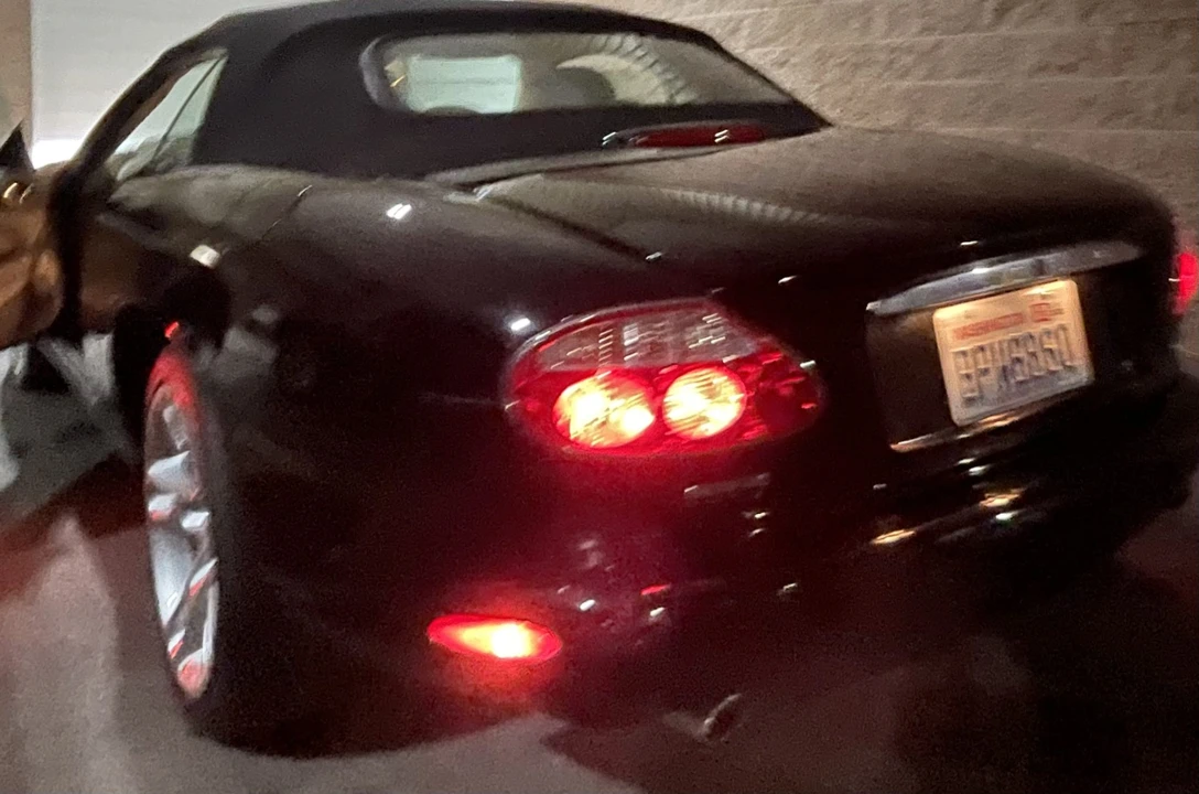 2004 Jaguar X100 XK8 - Image 13 of 31