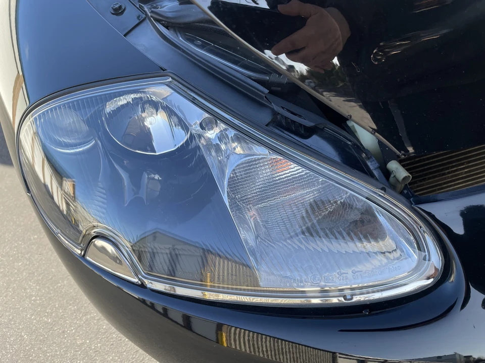 2004 Jaguar X100 XK8 - Image 11 of 31