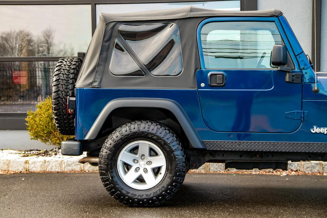 2004 Jeep TJ Wrangler - Image 23 of 31