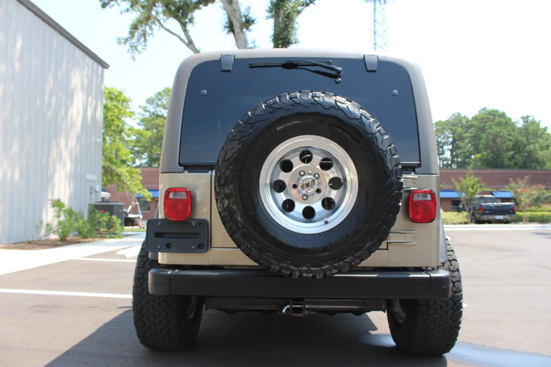 2004 Jeep TJ Wrangler - Image 21 of 31