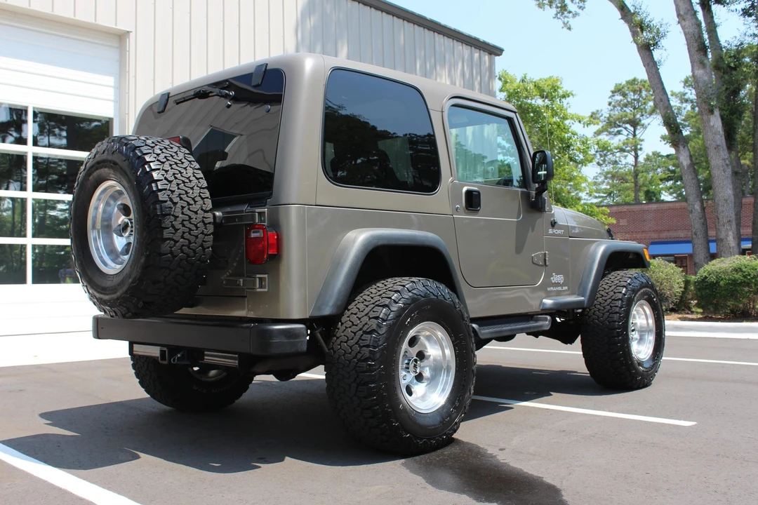 2004 Jeep TJ Wrangler - Image 24 of 31