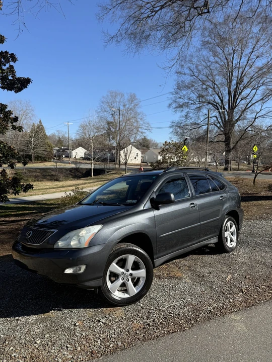 2004 Lexus RX 2nd Gen - Image 2 of 31