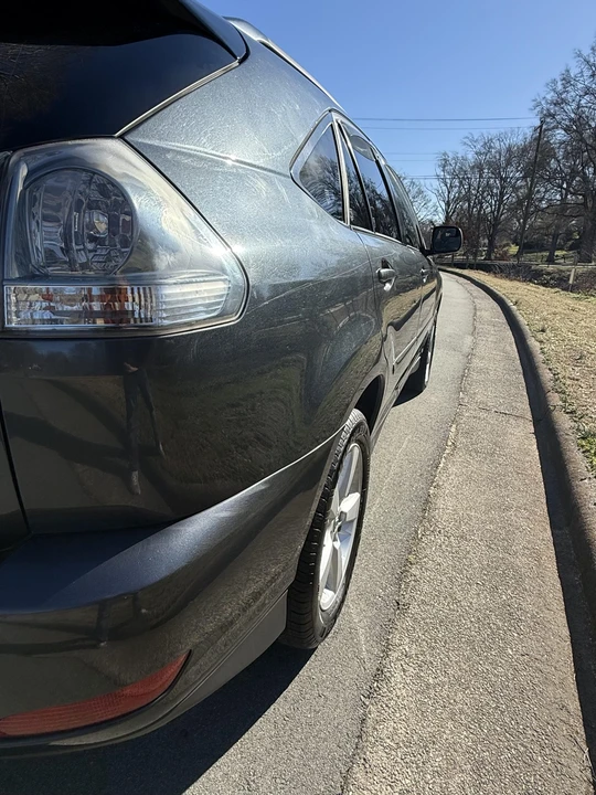 2004 Lexus RX 2nd Gen - Image 25 of 31
