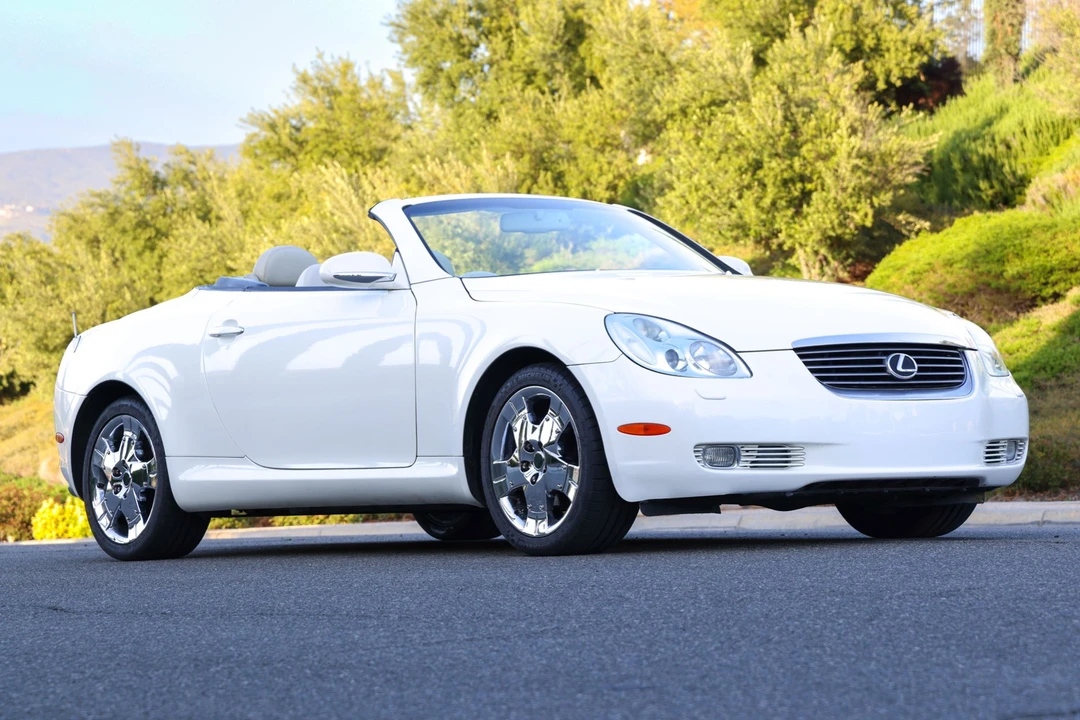 2004 Lexus SC430 - Image 3 of 31