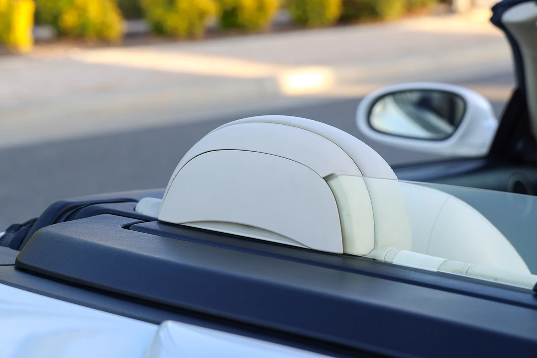 2004 Lexus SC430 - Image 24 of 31