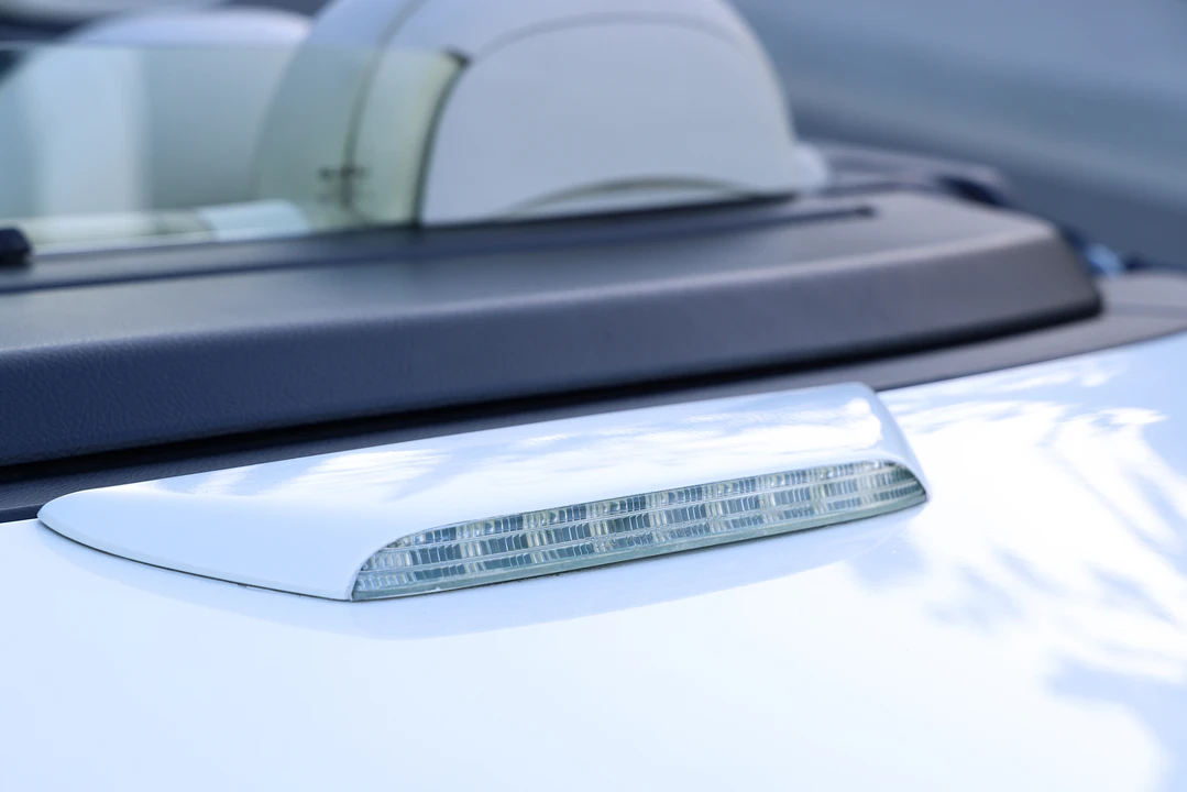 2004 Lexus SC430 - Image 22 of 31