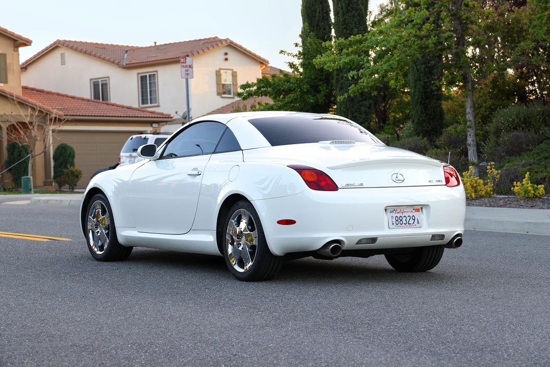 2004 Lexus SC430 - Image 11 of 31