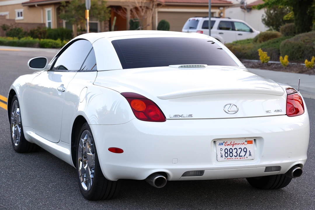 2004 Lexus SC430 - Image 9 of 31