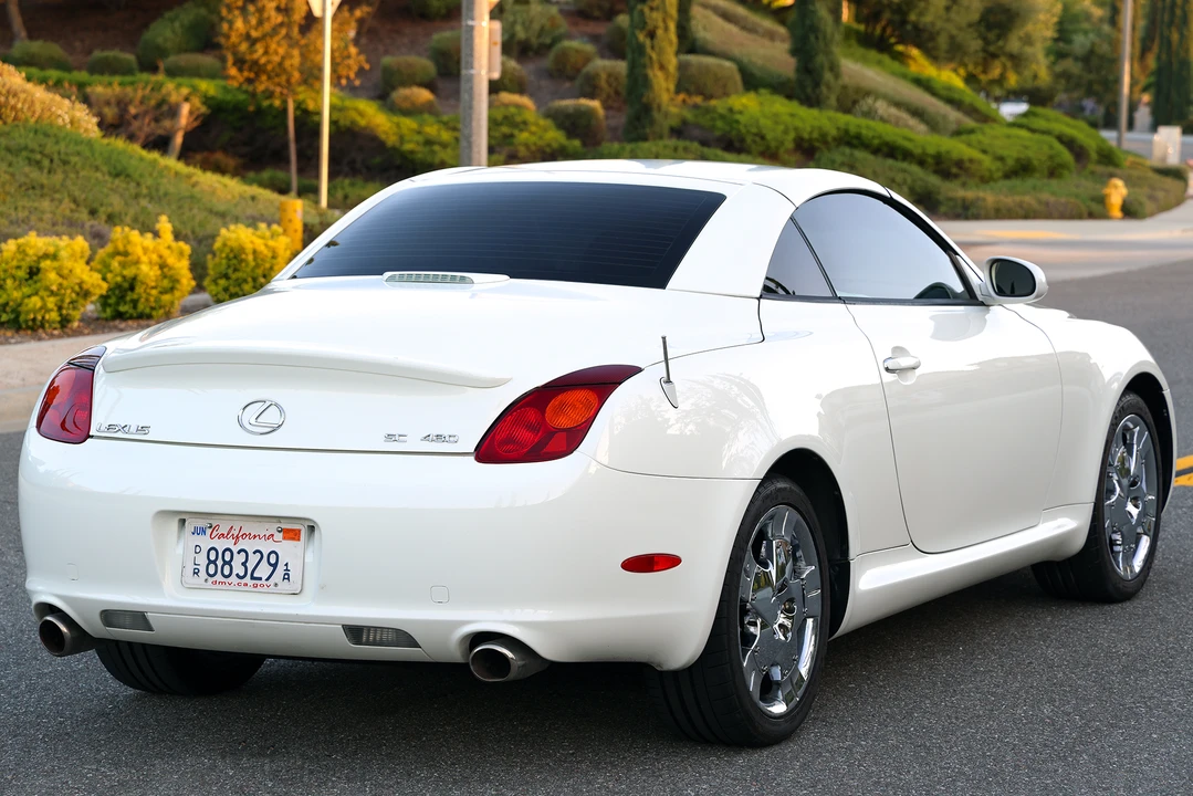 2004 Lexus SC430 - Image 5 of 31