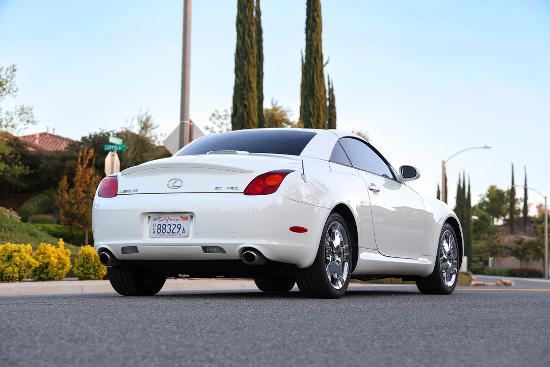 2004 Lexus SC430 - Image 6 of 31
