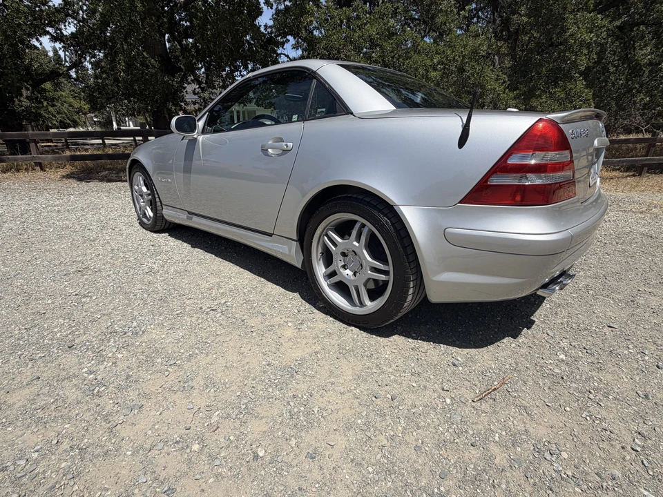 2004 Mercedes-Benz R170 SLK 32 AMG - Image 11 of 31