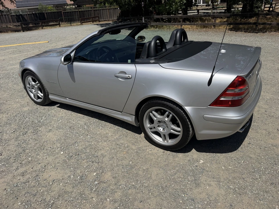 2004 Mercedes-Benz R170 SLK 32 AMG - Image 17 of 31